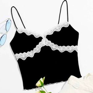 SHEIN Contrast Lace Detail Crop Cami Top